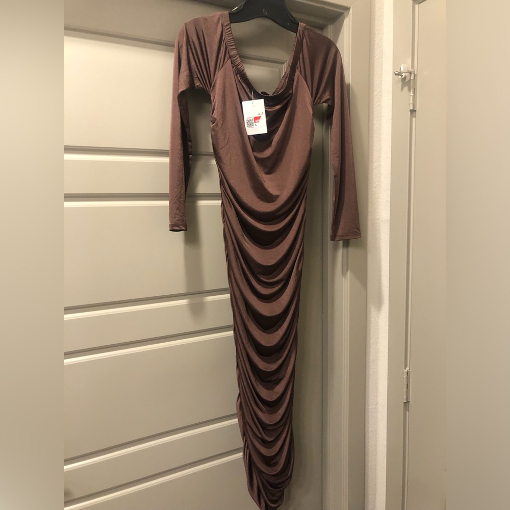 Elegant Brown Long Sleeve Dress